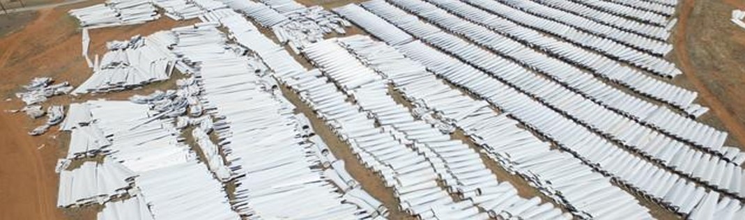 Old blades from wind turbines